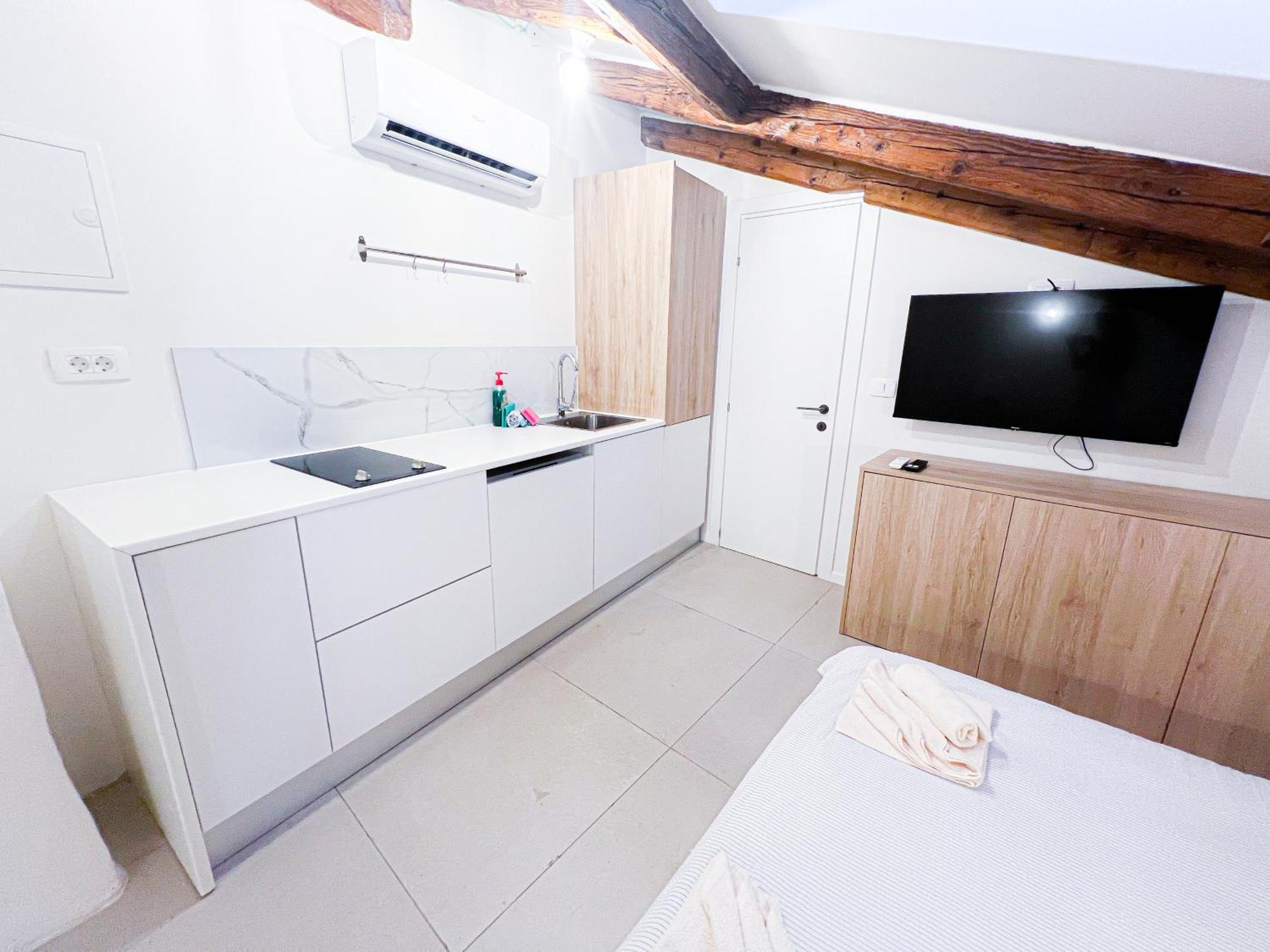 Damir Skomina Apartments Koper Eksteriør bilde